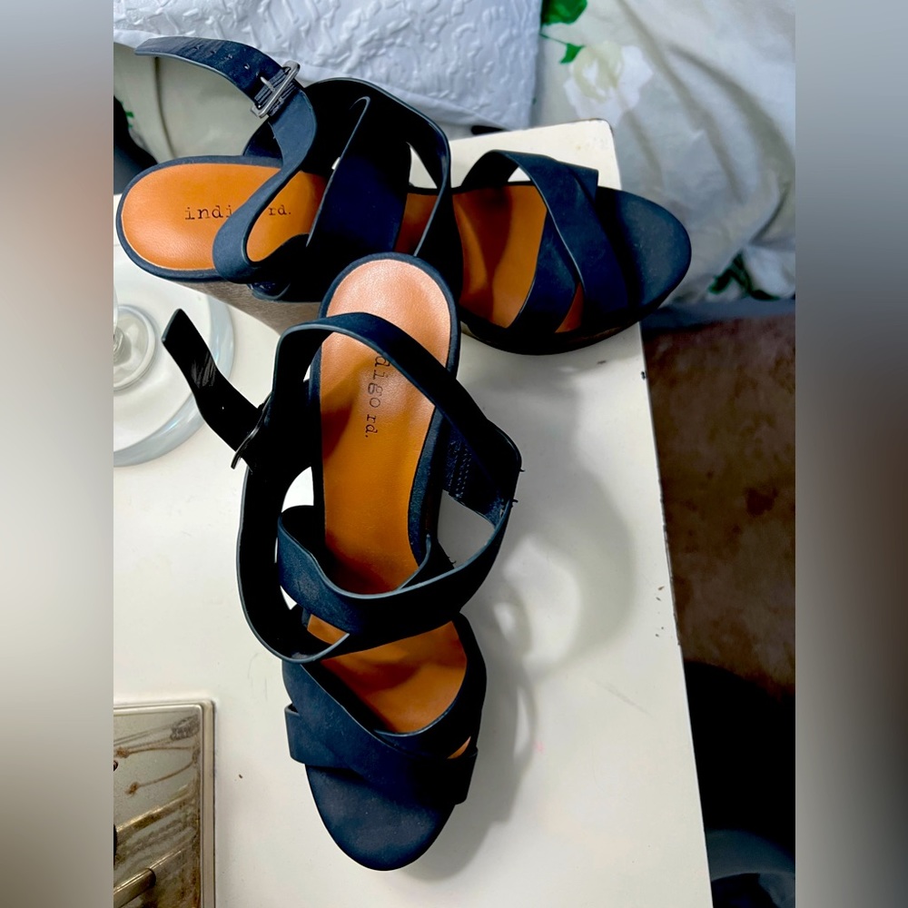 Navy blue wedges